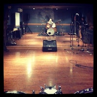 Photo taken at ORPHEUS RECORDS Rehearsal Studios 一之江 by zo on 3/15/2012