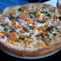 Foto diambil di Prova Pizzeria &amp;amp; Trattoria oleh Deepak W. pada 7/30/2012