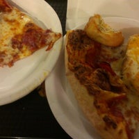Photo taken at Ginelli&#39;s Pizza by Leo M. on 9/7/2012