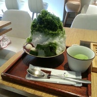 Photo taken at 京はやしや 青山店 by まつ 1. on 7/30/2012
