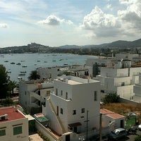 Das Foto wurde bei Hotel Victoria Ibiza von Miguel Á. E. am 9/5/2012 aufgenommen
