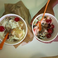 Photo taken at Orange Leaf Frozen Yogurt by Priscilla C. on 7/28/2012