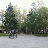 Photo taken at Скульптура «Горожане» by Ilis K. on 5/13/2012