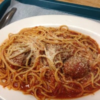 3/20/2012にMarie D.がRobert&amp;#39;s Pizzeriaで撮った写真