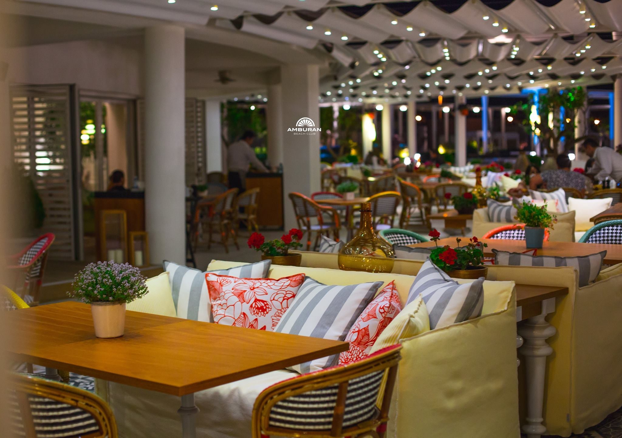 restaurant