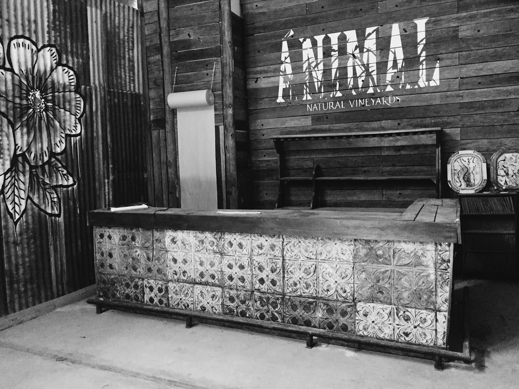 bar