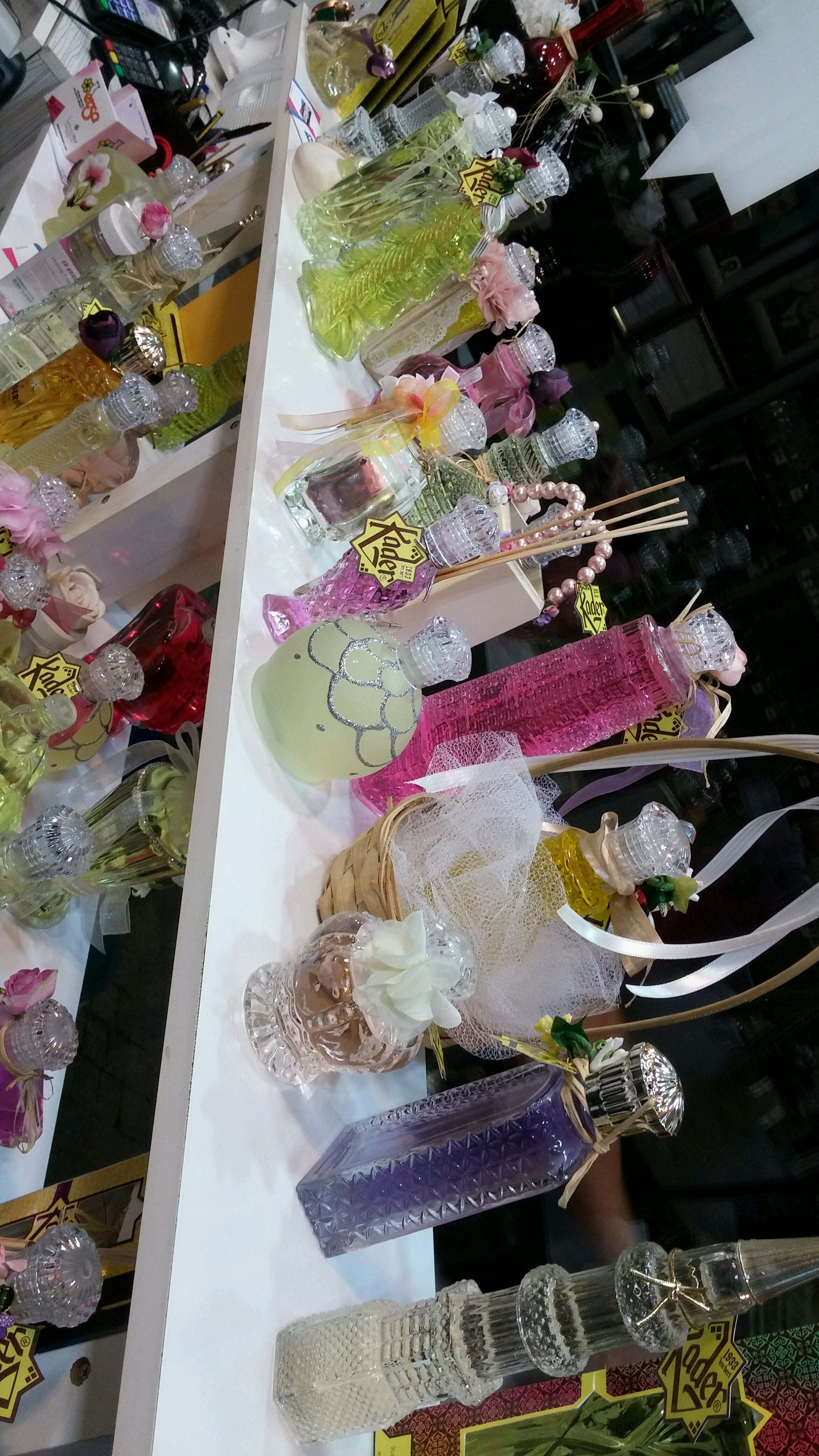 cosmetics-shop