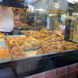 Meşhur Sarıyer Börekçisi