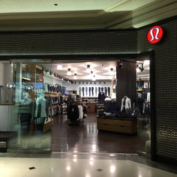 lululemon athletica locations in Chicago - See hours, directions