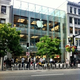 Only In Boston on X: Apple Store Boylston Street opened fourteen years ago  today as the largest Apple store in the United States. 🍎   / X