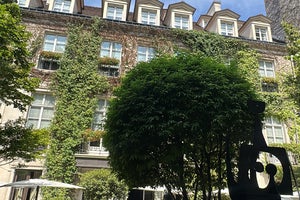 Hôtel Pavillon de la Reine