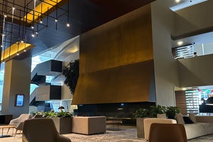 Hotel NH Collection Mexico City Airport T2