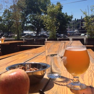 The 15 Best Places with Plenty of Outdoor Seating in Seattle