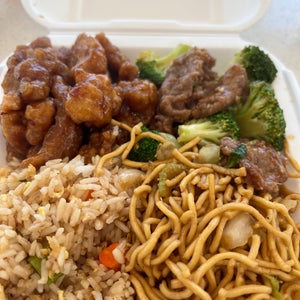 The 9 Best Places for Chow Mein in Dallas