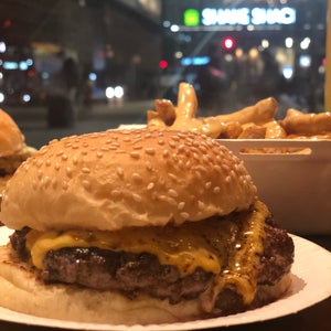 The 15 Best Places for Cheeseburgers in London