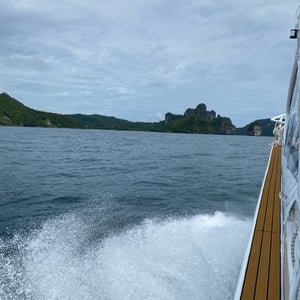 SAii Phi Phi Island Village