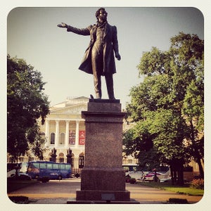 Arts Square (?ло?ад? ?ск?сс?в)