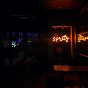 Sauf Haus Bier Hall