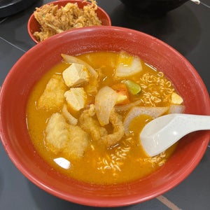 The 13 Best Places for Tom Yum Soup in Singapore