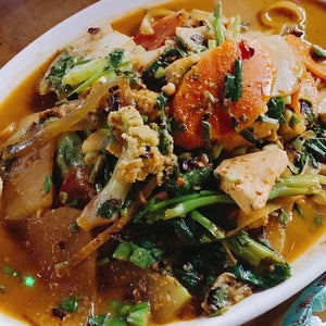 Shwe Li