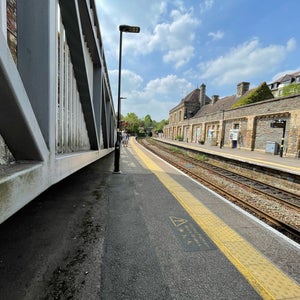 Clifton Down Railway Station (CFN)