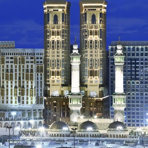 Conrad Makkah (???راد ??ة)