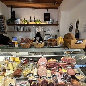 The 15 Best Places for Cheese in Prague