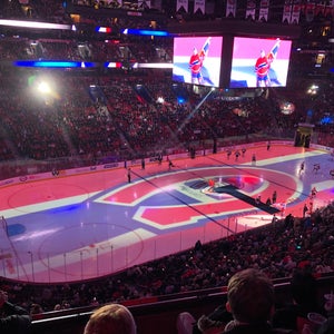 The 15 Best Places for Hockey in Montreal