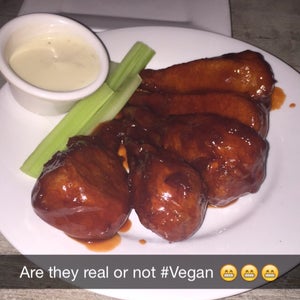 The 15 Best Places for Buffalo Wings in New York City