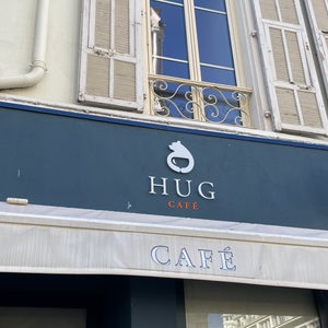 Hug Cafe
