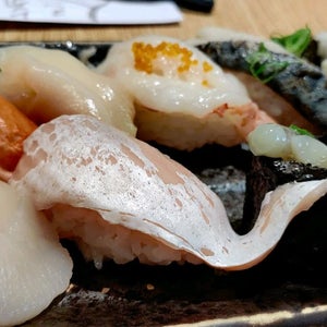 Mi-Ne Sushi (峰壽司)