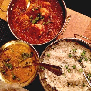 The 7 Best Places for a Curry Shrimp in the East Village, New York