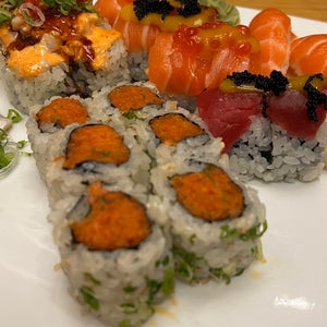 The 15 Best Places for Spicy Tuna Rolls in Boston