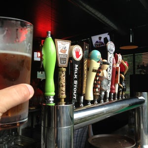 The 9 Best Places for Dogfish Head in Cleveland