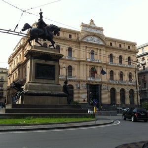 Piazza Giovanni Bovio