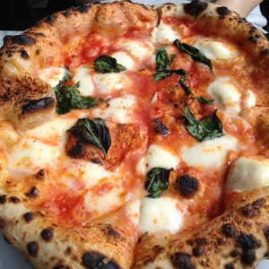 The 15 Best Places for Margherita Pizza in New York City