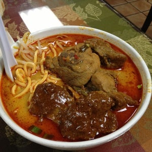 The 11 Best Hole in the Wall Places in Flushing, Queens