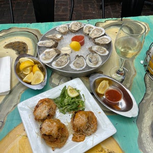The 15 Best Places for Seafood in St Louis