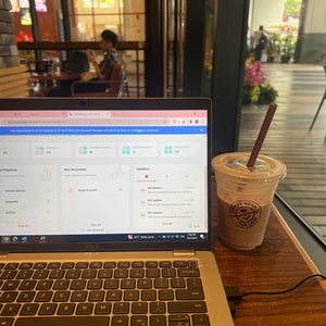 The Coffee Bean & Tea Leaf