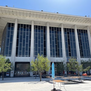 Music Center Plaza
