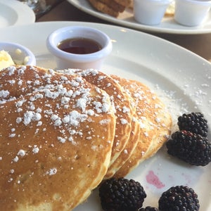 The 15 Best Places for Pancakes in Midtown East, New York