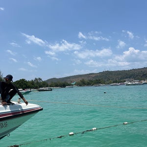 Phi Phi Cliff Beach Resort