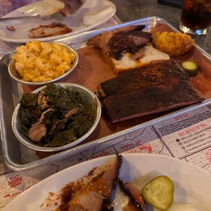 The 15 Best Places for Barbecue in the Theater District, New York