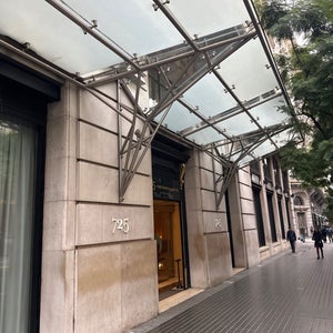 725 Continental Hotel