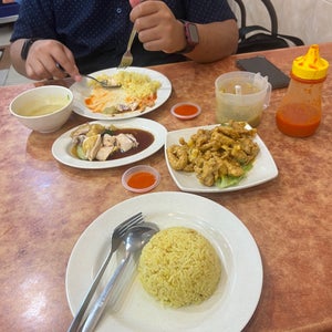 The 15 Best Places for Hainanese Chicken Rice in Kuala Lumpur