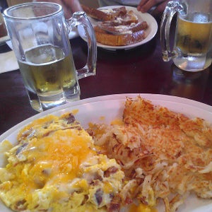 The 7 Best Places for Breakfast Food in Wilmington, Los Angeles