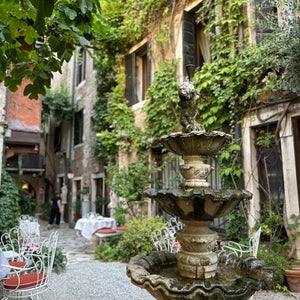 The 15 Best Comfortable Places in Venice
