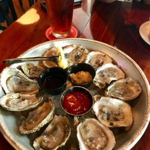 The 15 Best Places for Oysters in Savannah