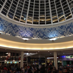 Shopping Del Rey