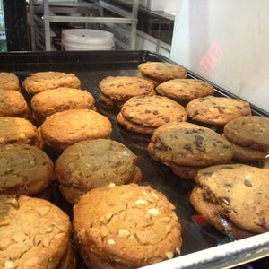 The 7 Best Places for Oatmeal Raisin Cookies in Philadelphia